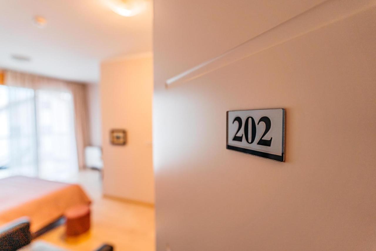 Hotel Lotos Depandans Ni Esterno foto