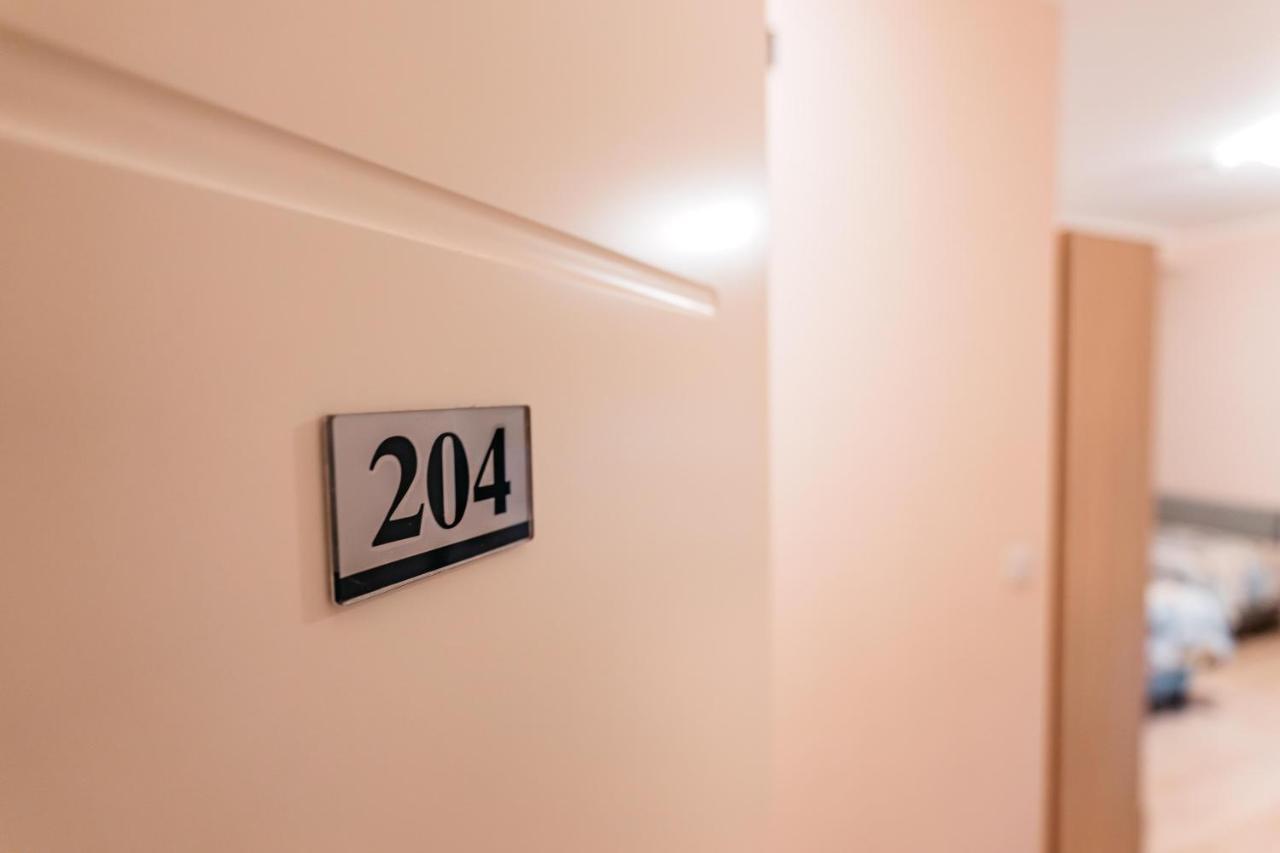 Hotel Lotos Depandans Ni Esterno foto